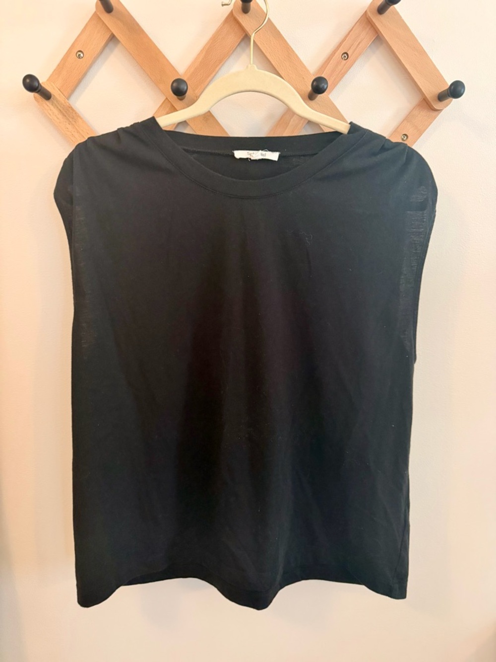 Splendid Black Muscle Tee - Crew Neck Sleeveless Top